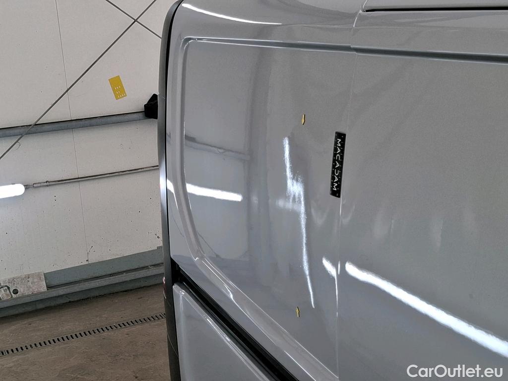  Renault  Trafic  III Fourgon Grand Confort L1H1 1000 1.6 dCi 95CV BVM6 E6 #12