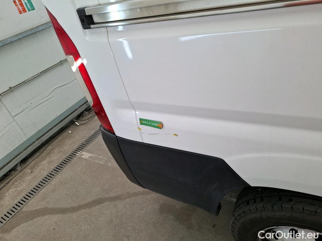  Citroen  Jumper CITROEN  CA VU 4p Fourgon 33 L2H1 BlueHDi 130 BVM6 Cab App Confort #101