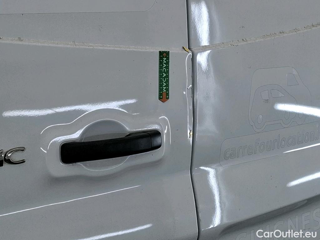  Renault  Trafic  Fourgon L2H1 3T Grand Confort 2.0 dCi 130CV BVM6 E6d #28