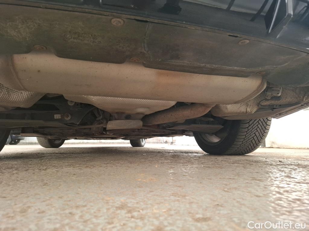  Bmw  Serie 3 BMW Série 3 Touring 2022 5P Break 320e 204ch M Sport BVA8 Hybride #54