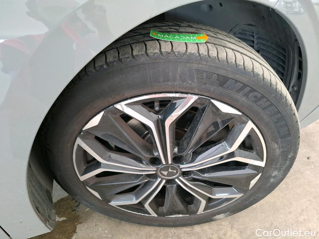  DS  DS4 DS 4 Rivoli 1.6 PureTech 180CV BVA8 E6d #3