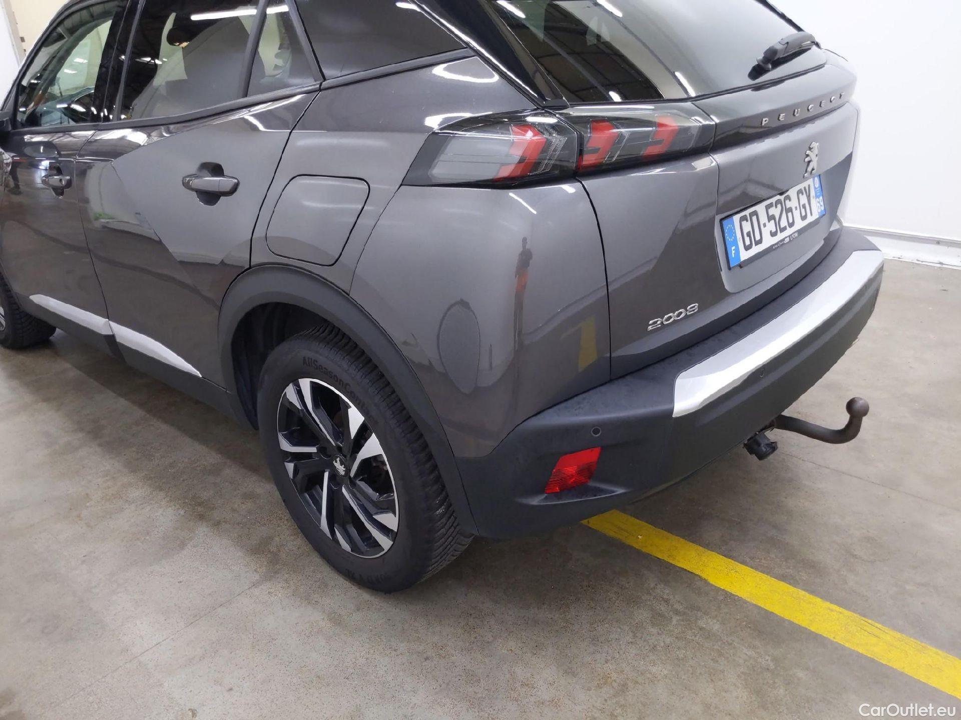  Peugeot  2008  Allure Pack 1.5 HDi 110CV BVM6 E6d #10