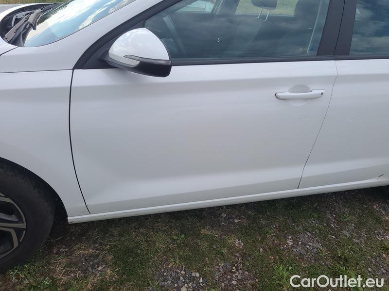  Hyundai  i30   cw (PD)(2017->)  kom.1.5i Family Comfort 5d #7