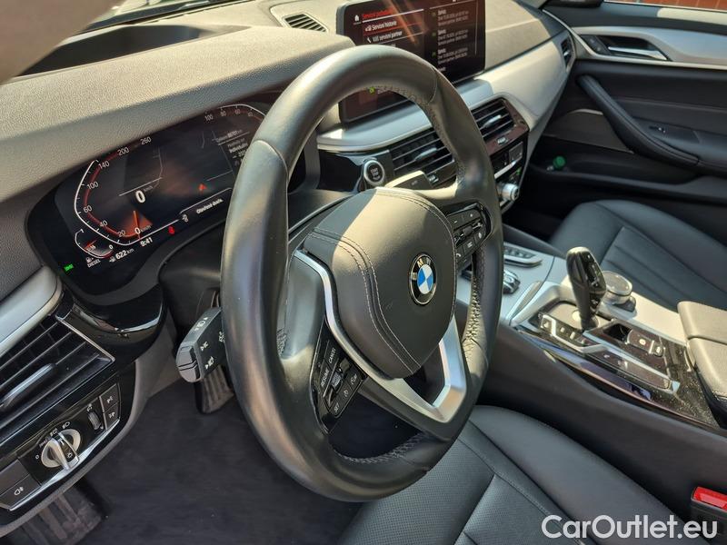  Bmw  Serie 5  530d xDrive AT 4d #6
