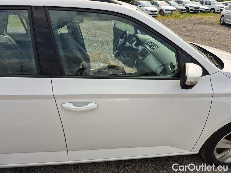  Skoda  Fabia  Combi (2015)  Com.1.0TSI 70 Ambition #35