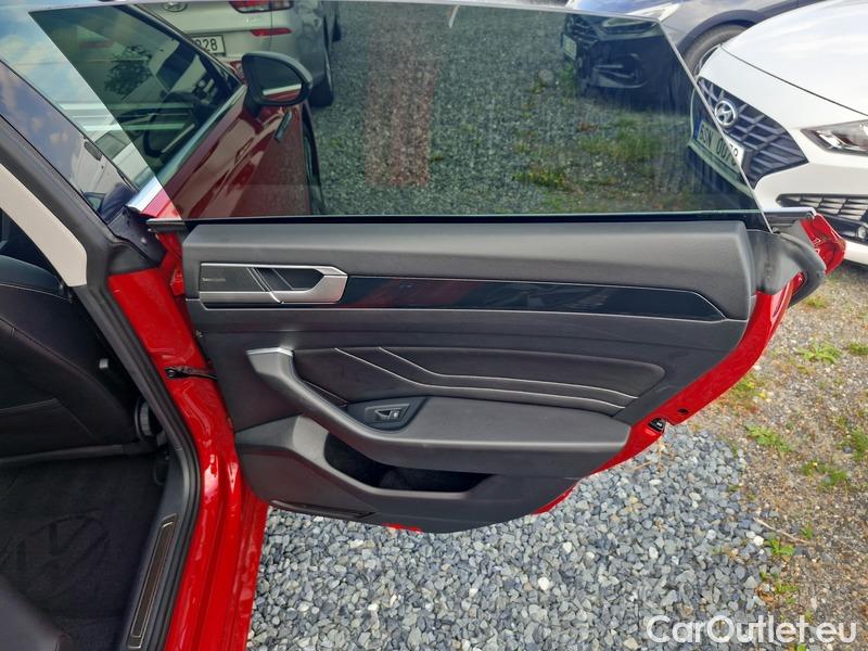  Volkswagen  Arteon  (3H8)(2020)  2.0 TDI 110 Eleg.AT 5d #28
