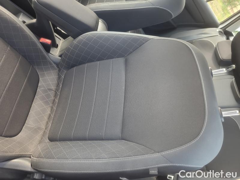  Skoda  Fabia  Combi (2015) Com.1.0TSI 70 Ambition 5d #9