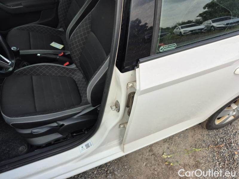  Skoda  Fabia  Combi (2015)  Com.1.0TSI 70 Ambition #11