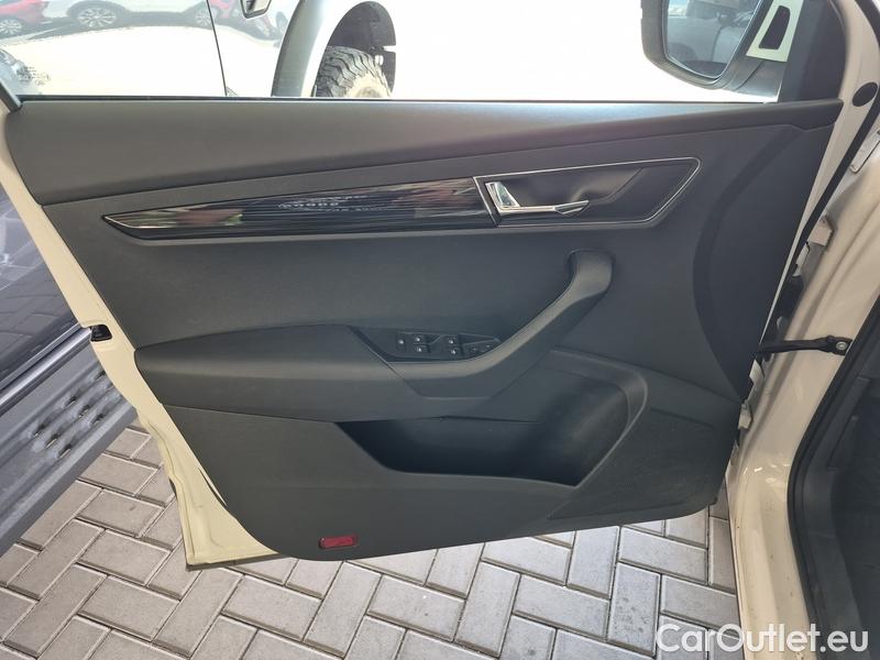  Skoda  Karoq  (NU)(2017->)  1.5TSI 110 ACT Style AT #17