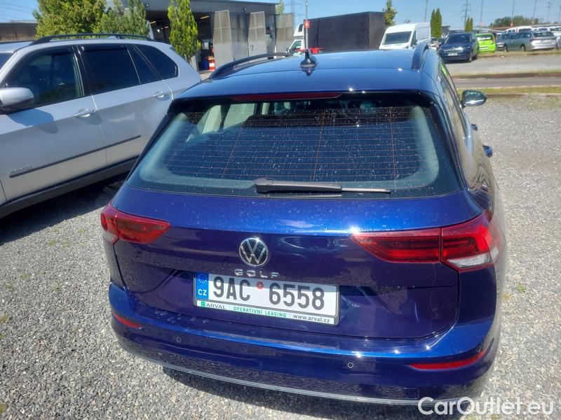  Volkswagen  Golf  VIII (CD1) (2019) Var.2.0TDI 110 Style 5d #15