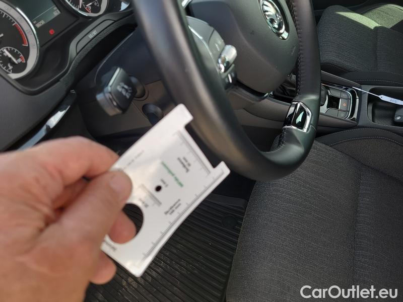  Skoda  Karoq  (NU)(2017->)  2.0TDI 110 4x4 Style AT #6
