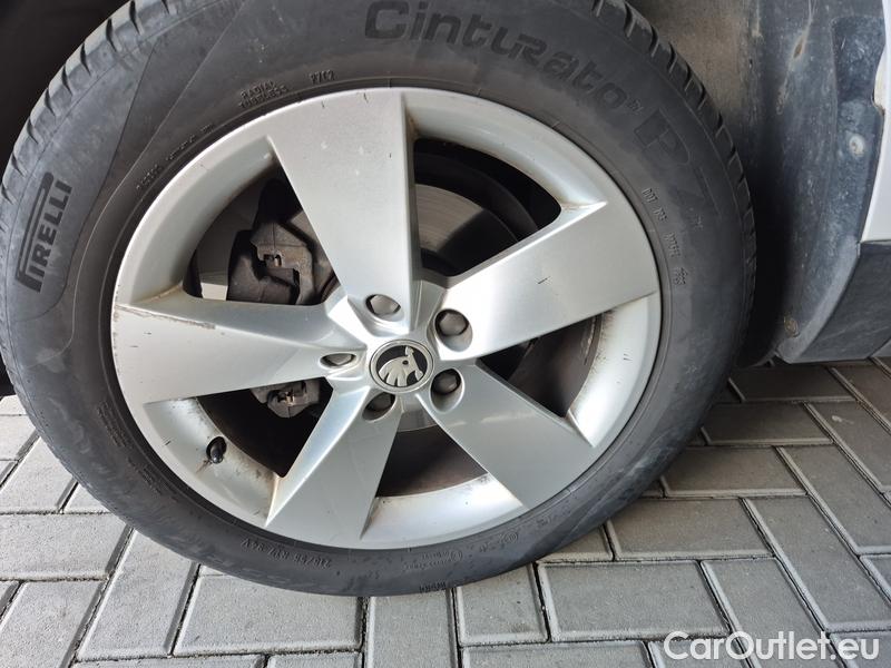  Skoda  Karoq  (NU)(2017->)  1.5TSI 110 ACT Style AT #3