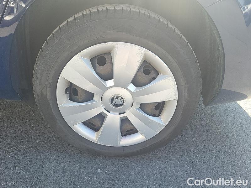  Skoda  Fabia  Combi (2015) Co 1.0TSI81 Ambition #5