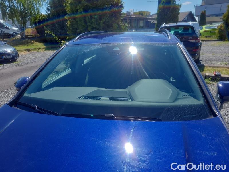  Volkswagen  Golf  VIII (CD1) (2019) Var.2.0TDI 110 Style 5d #1