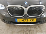 iX3
