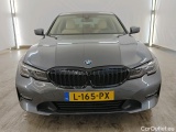  Bmw  Serie 3 BMW 3 Serie Sedan 318iA  High Executive 4d + Pano, Harman & Kardon , BMW Laserlight, Shadow Line #26