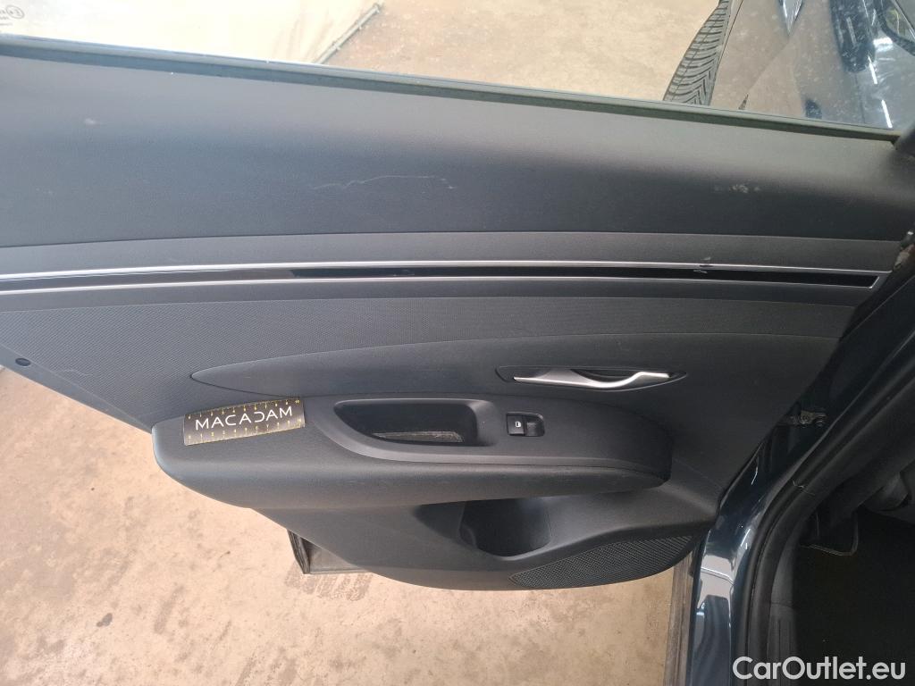  Hyundai  Tucson  Business Mild-Hybrid 2WD 1.6 CRDI 135CV BVA7 E6d #16