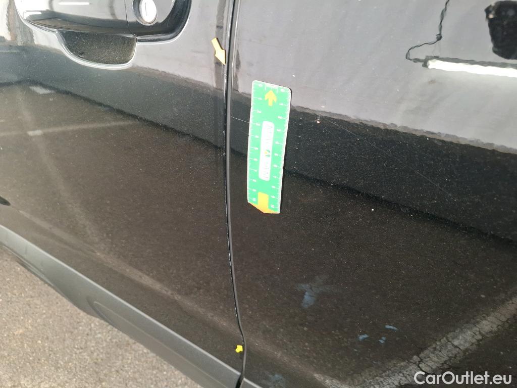  Citroen  C5 Aircross CITROEN  / 2022 / 5P / SUV Hybrid rechargeable 180 e-EAT8 Feel #8