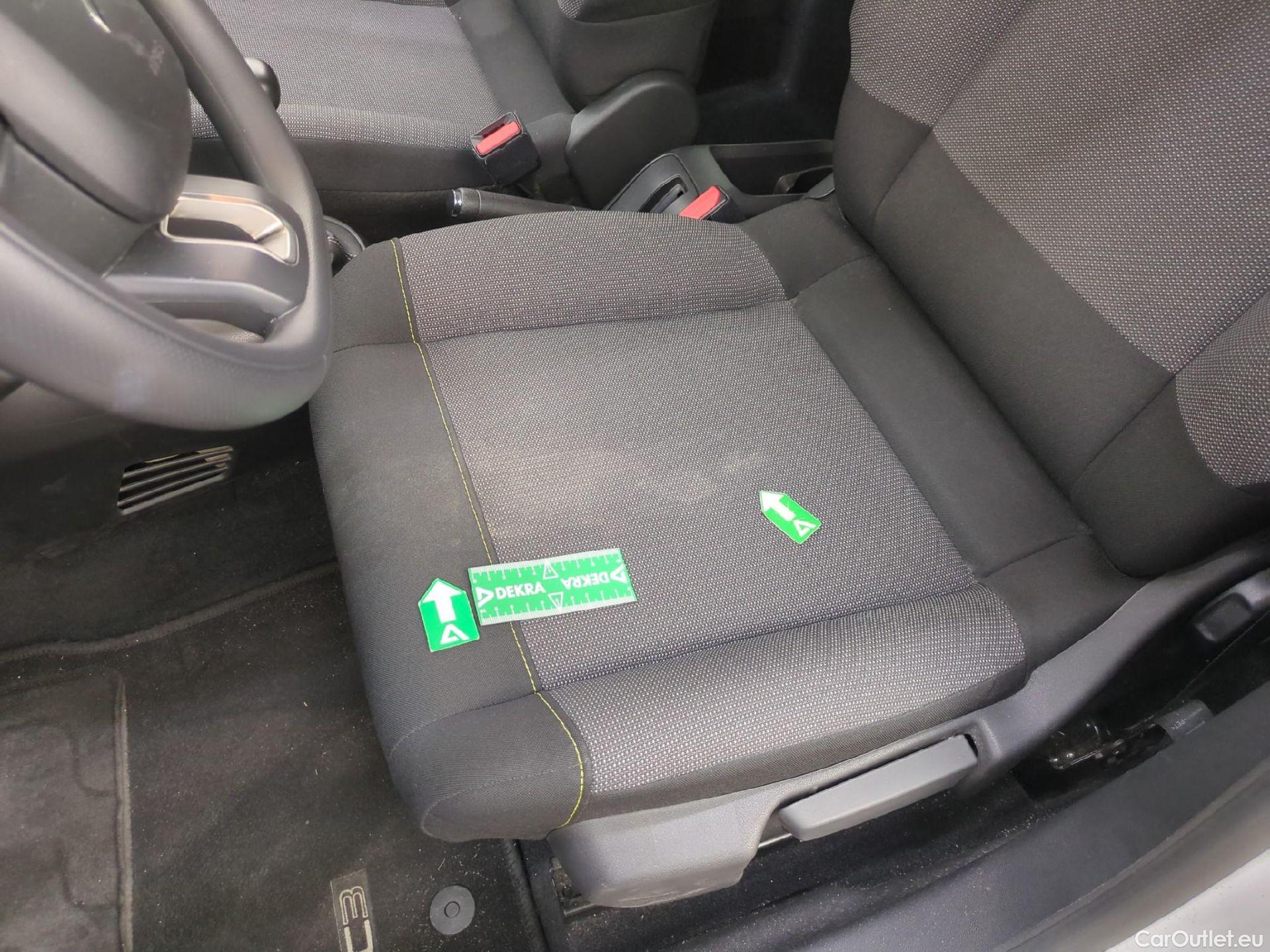  Citroen  C3  Société Feel 1.5 BlueHDI 100CV BVM6 E6d #4