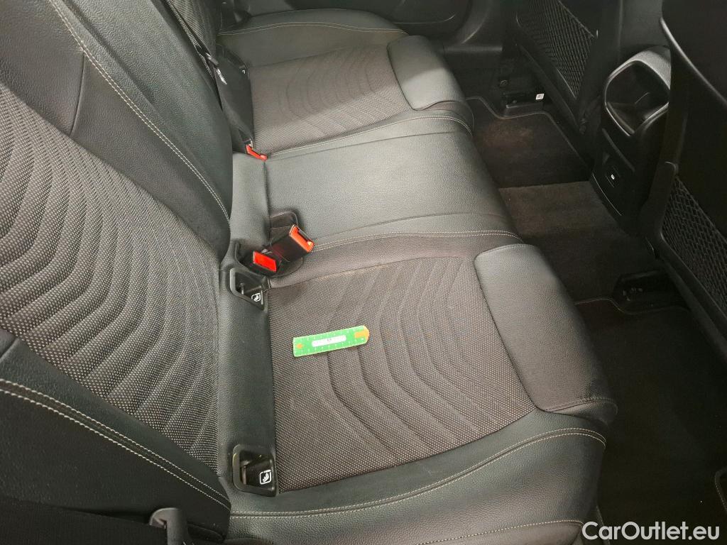  Mercedes  A-Klasse MERCEDES-BENZ Classe A Compact / 2022 / 5P / Berline A 180 d Business Line 8G-DCT #1