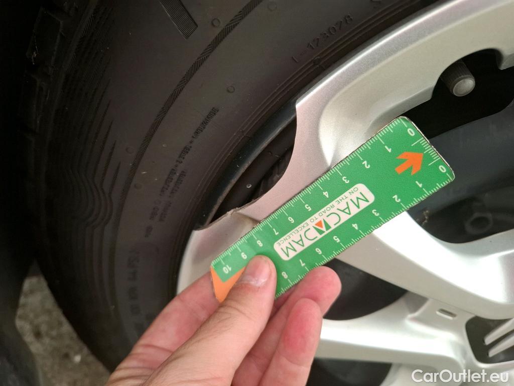  Citroen  C3  Feel Business 1.2 PureTech 80CV BVM5 E6d #4