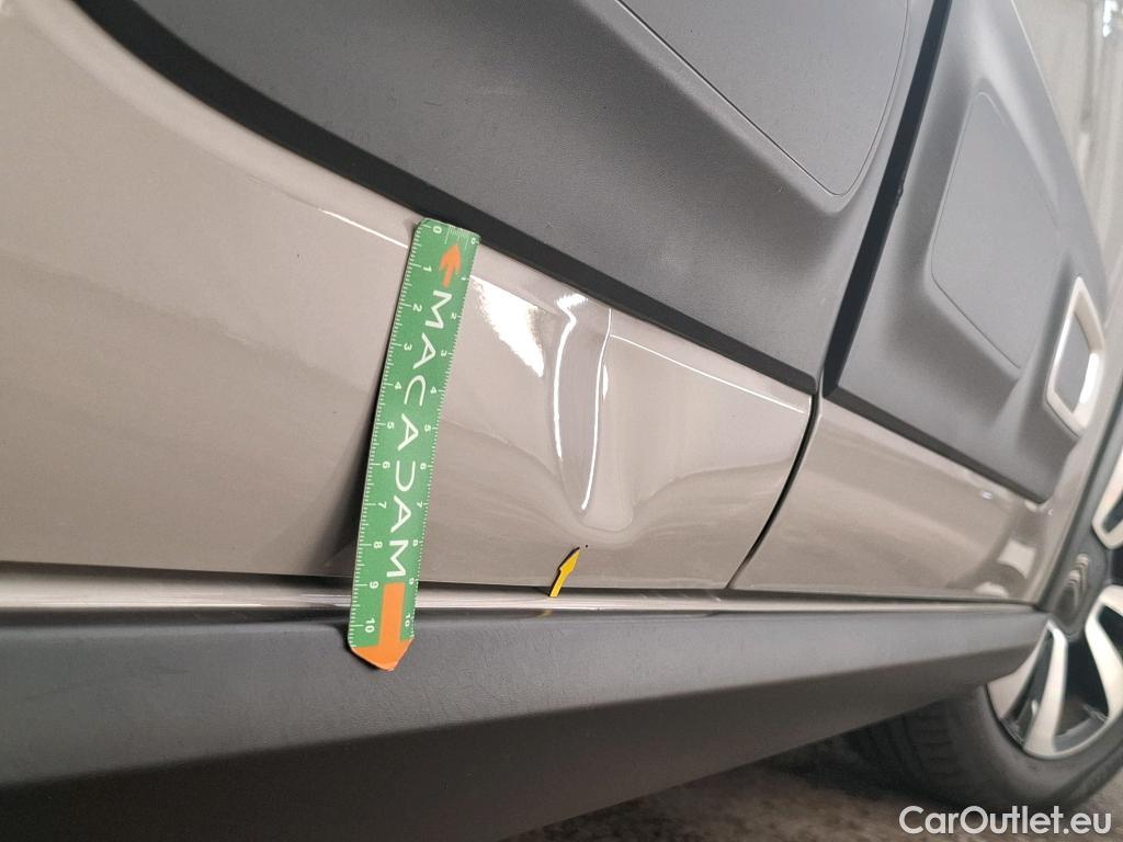  Citroen  C3  Shine 1.2 PureTech 110CV BVA6 E6d #5