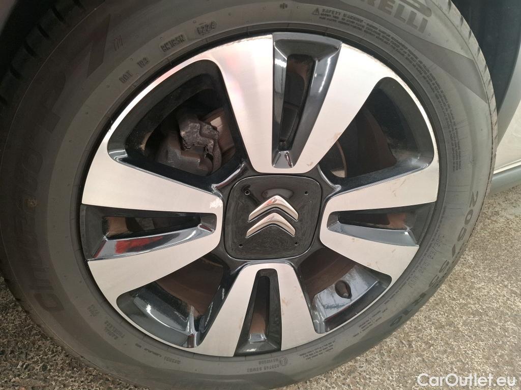  Citroen  C3  Shine 1.2 PureTech 110CV BVA6 E6d #15