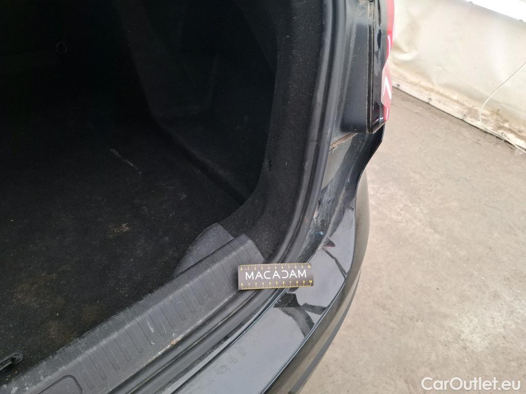  Citroen  C4  X Feel Pack 1.2 PureTech 130CV BVA8 6E #10