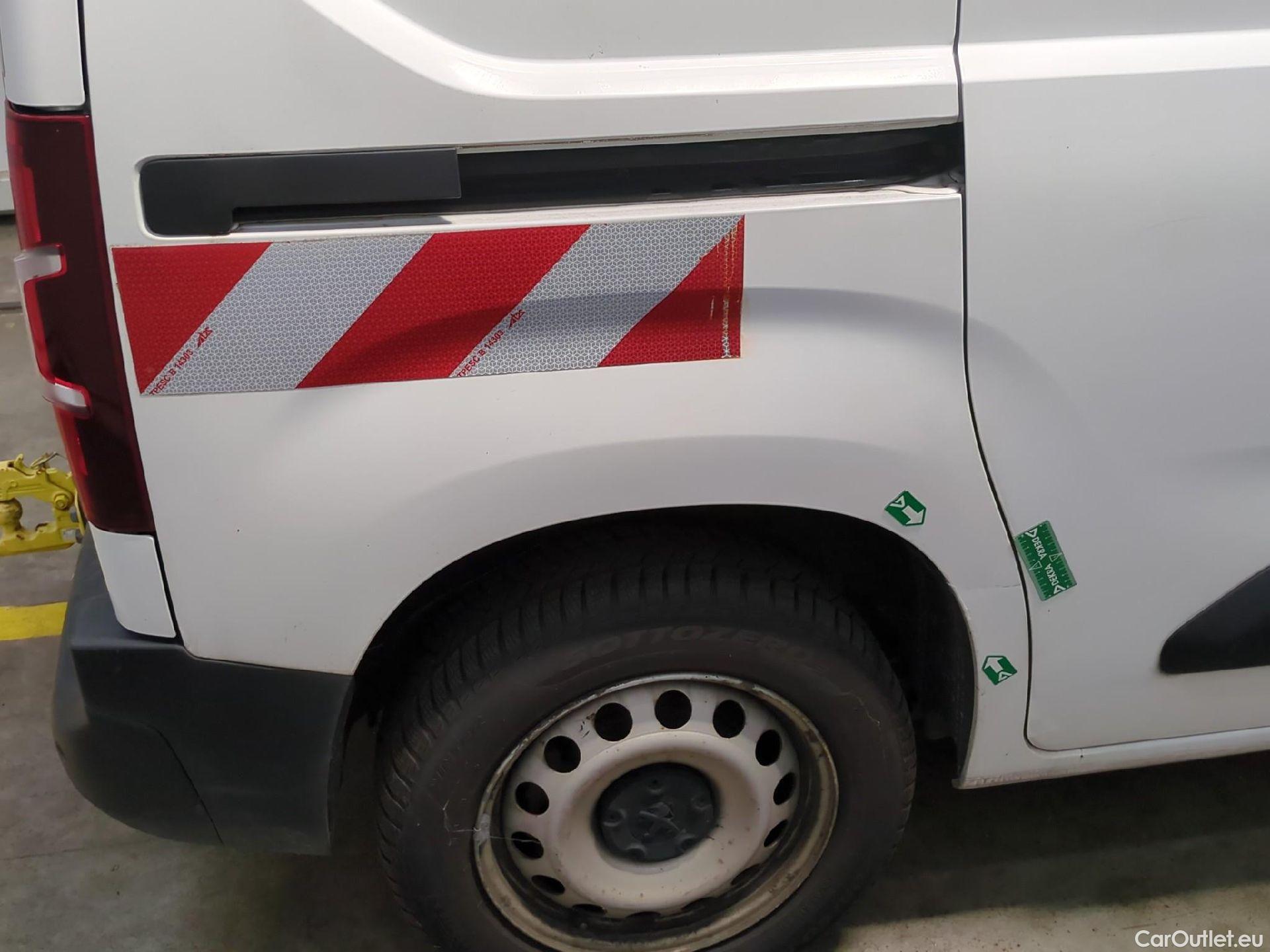  Peugeot  Partner  Asphalt L1 1.5 HDi 100CV BVM5 E6dT #9