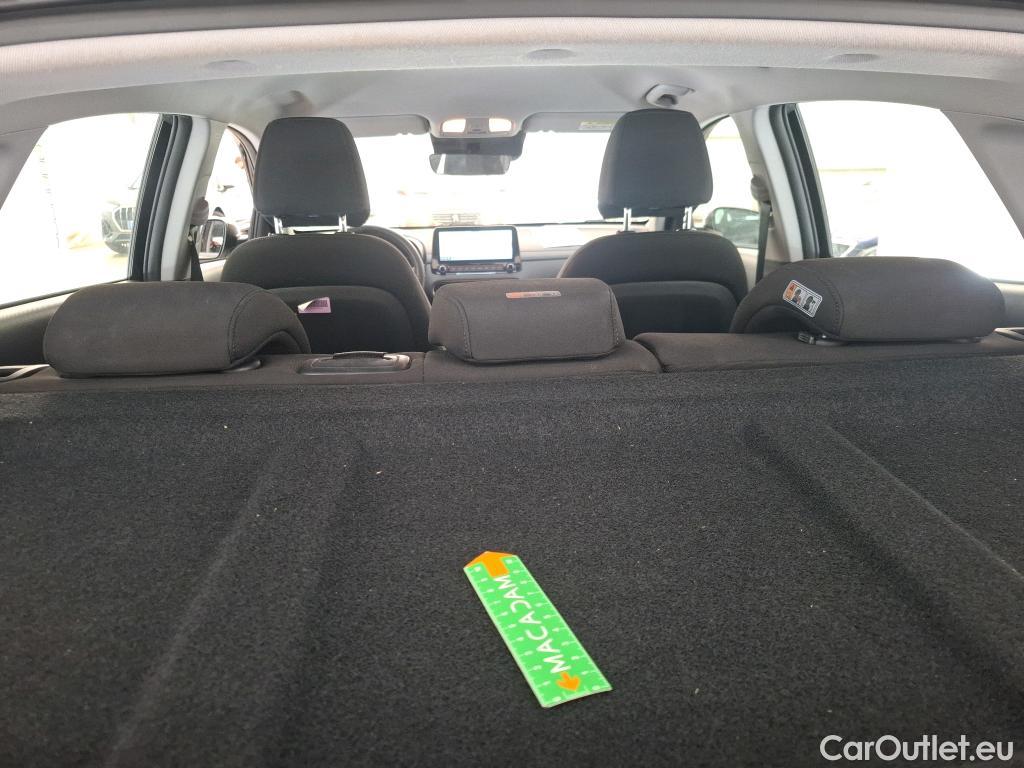 Hyundai  Konna Kona Business Hybrid 2WD 1.6 GDI 140CV BVA6 E6d #9