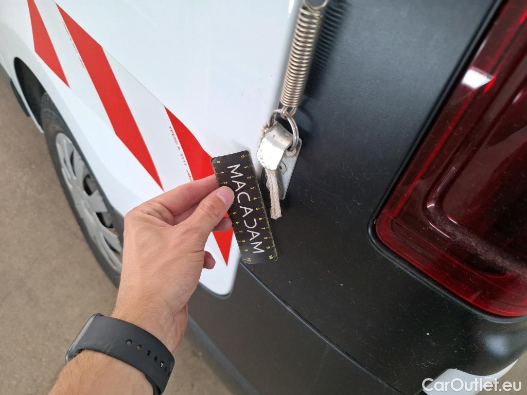  Renault  Trafic RENAULT  / 2019 / 4P / Fourgon tole FG GCF L1H1 1000 Energy dCi 145 EDC #9