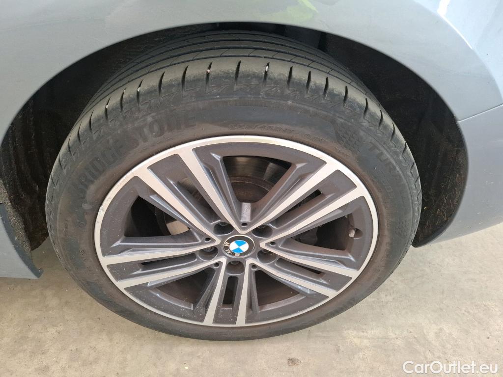  Bmw  Serie 1 BMW Série 1 / 2019 / 5P / Berline 118i DKG7 Business Design #7