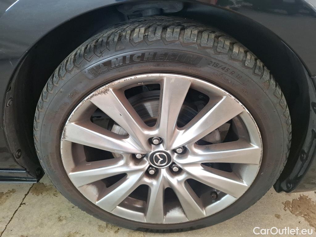  Mazda  3 MAZDA Mazda / 2019 / 4P / Berline Skyactiv-X M-Hybrid 180 Exclusive AT #17