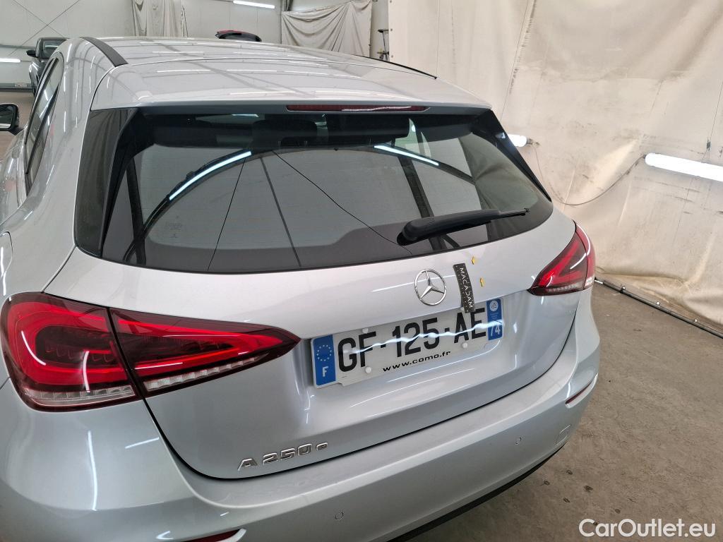  Mercedes  A-Klasse MERCEDES-BENZ Classe A Compact / 2018 / 5P / Berline A 250 e Business Line 8G-DCT #19