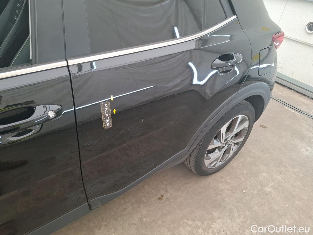  KIA  STONIC KIA  / 2020 / 5P / SUV 1.0 T-GDI 120 MHEV GT LINE BUSI DCT7 #5