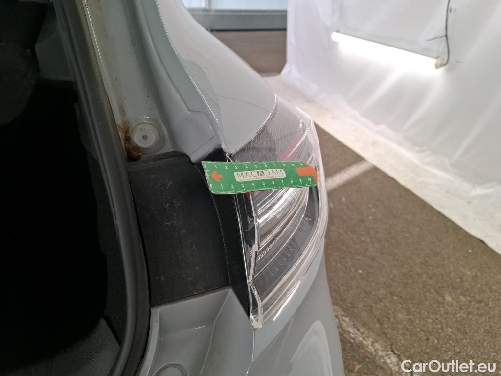  Renault  Clio RENAULT  / 2023 / 5P / Berline Evolution Blue dCi 100 #2