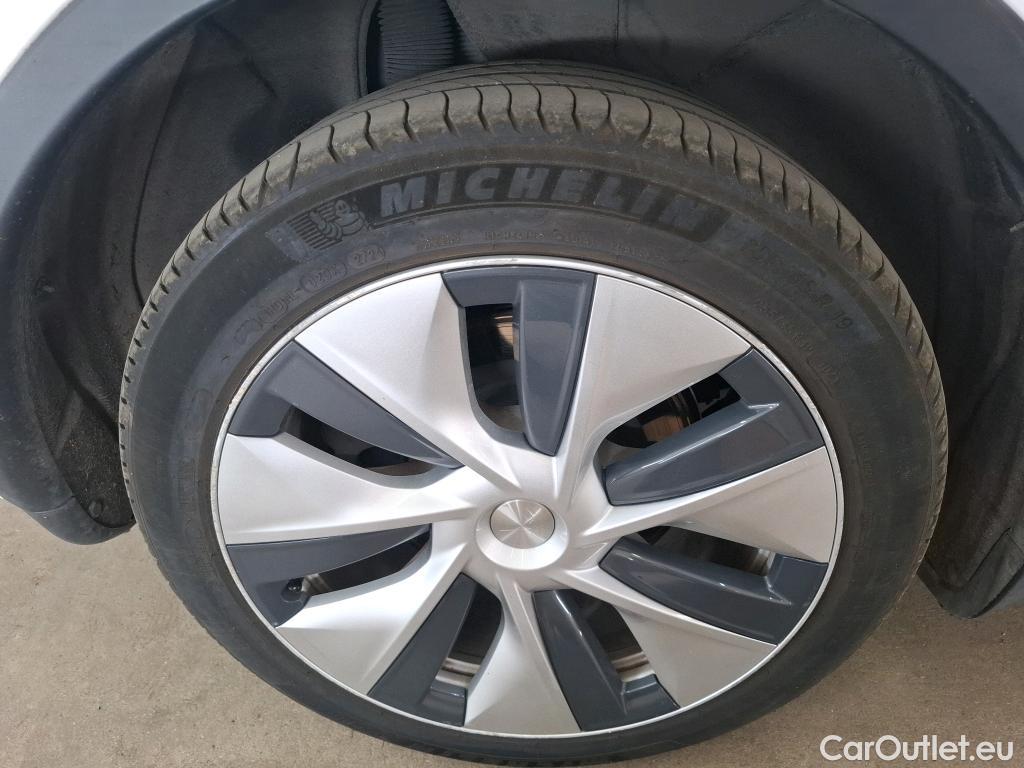  Tesla  Model Y TESLA  / 2020 / 5P / SUV Grand Autonomie Dual Motor AWD #2