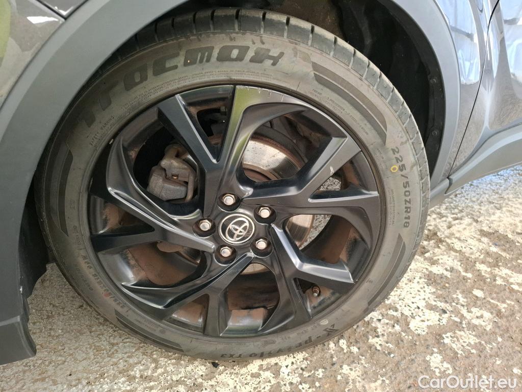  Toyota  C-HR TOYOTA  / 2016 / 5P / SUV 1.8 HYBRIDE 122 GRAPHIC #26