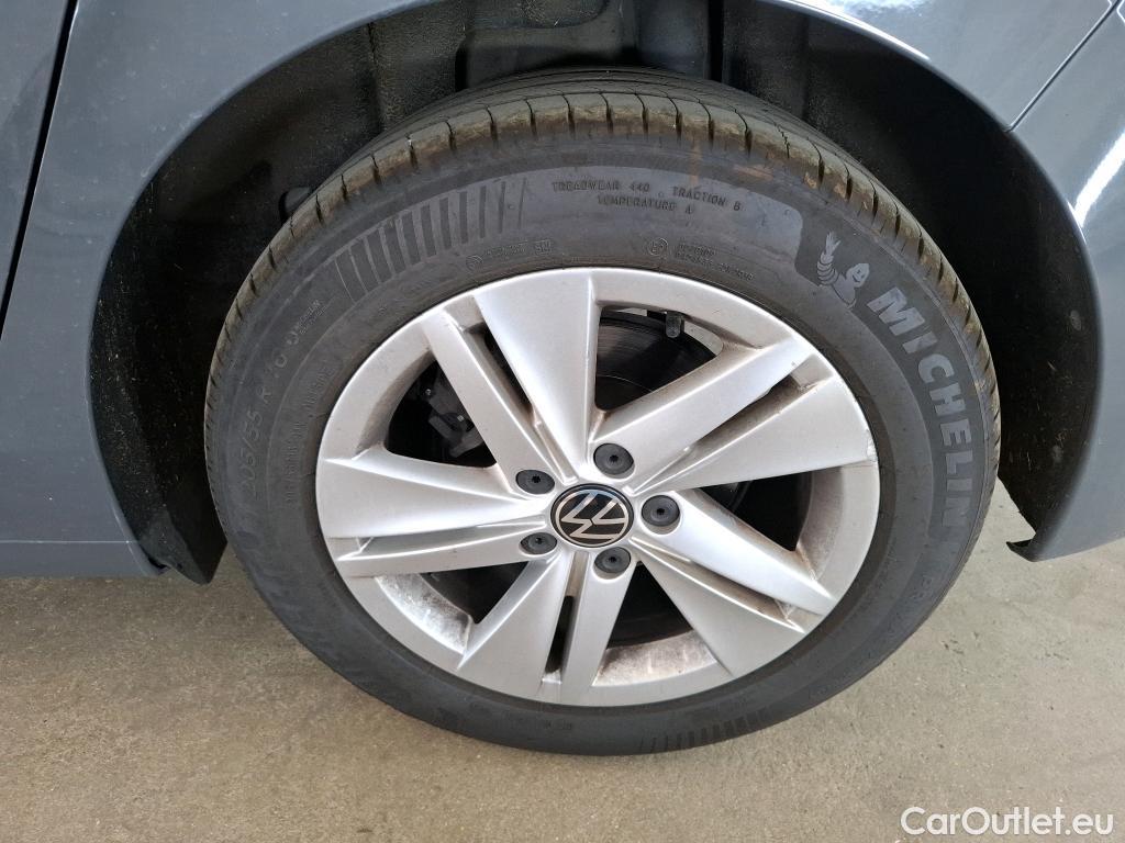  Volkswagen  Golf  VOLKSWAGEN / 2020 / 5P / Berline 2.0 TDI SCR 115 BVM6 Life Busi #22