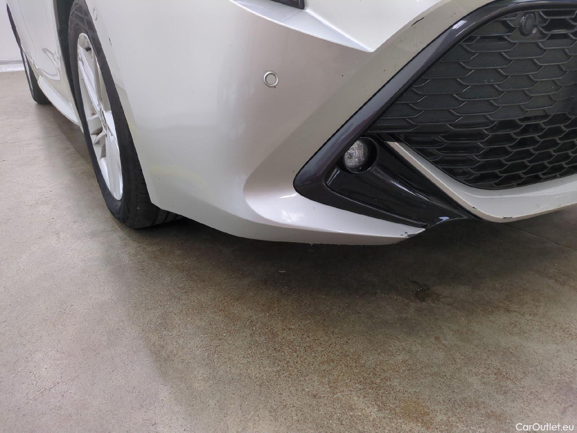  Toyota  Corolla TOYOTA  / 2018 / 5P / Berline Hybride 122h Dynamic Business Beyond Zer #25