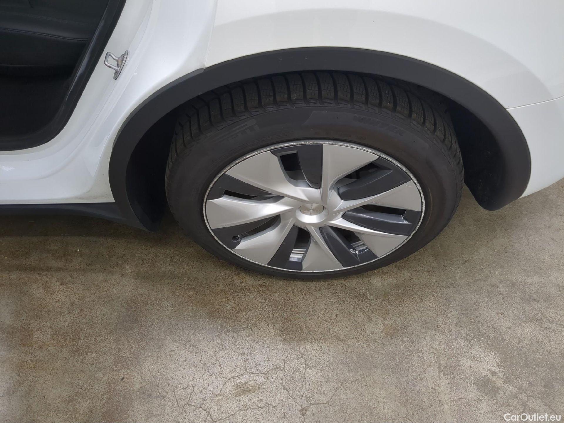  Tesla  Model Y TESLA  / 2020 / 5P / SUV Long Range Dual Motor AWD #13