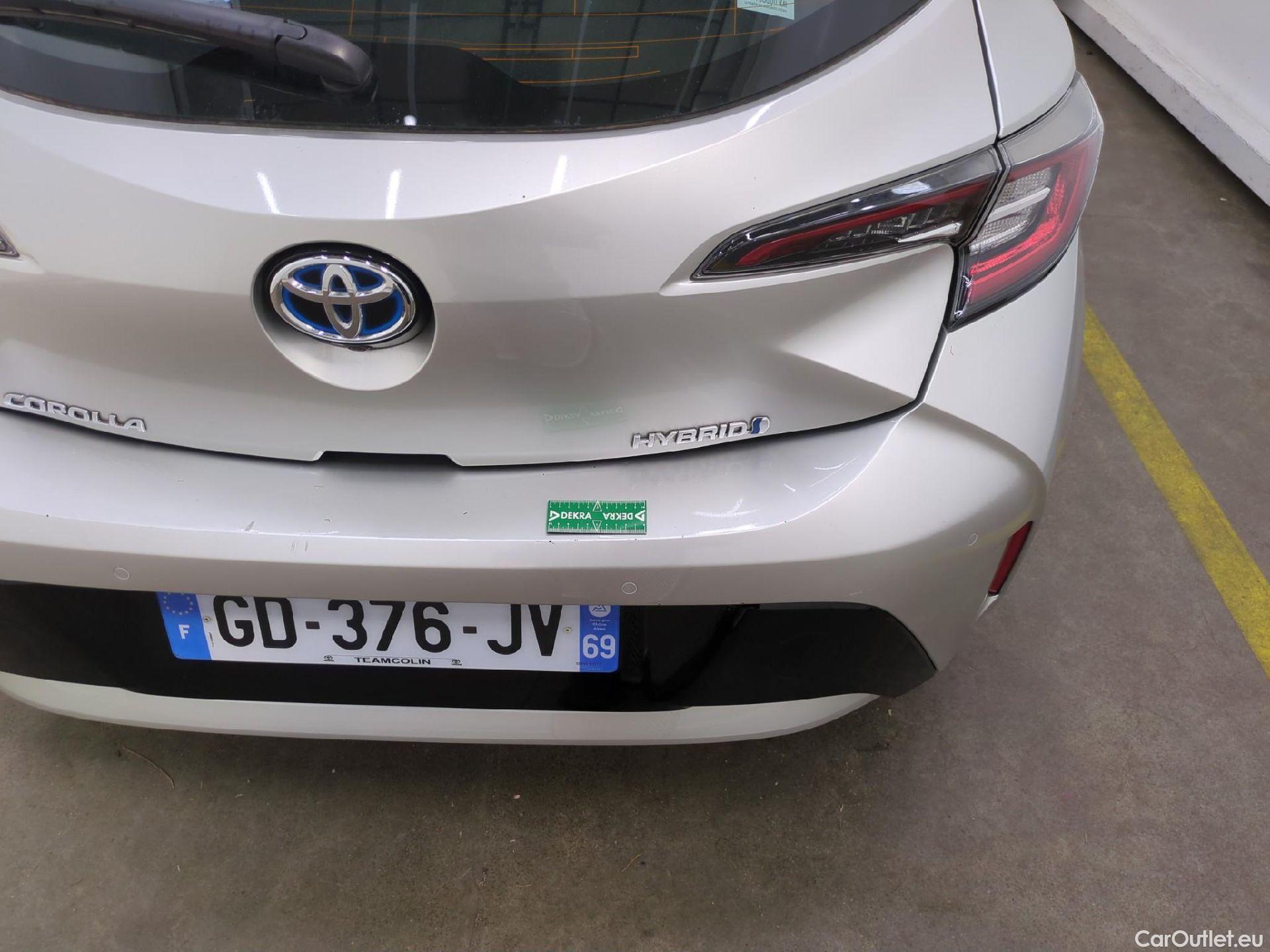  Toyota  Corolla TOYOTA  / 2018 / 5P / Berline Hybride 122h Dynamic Business Beyond Zer #33