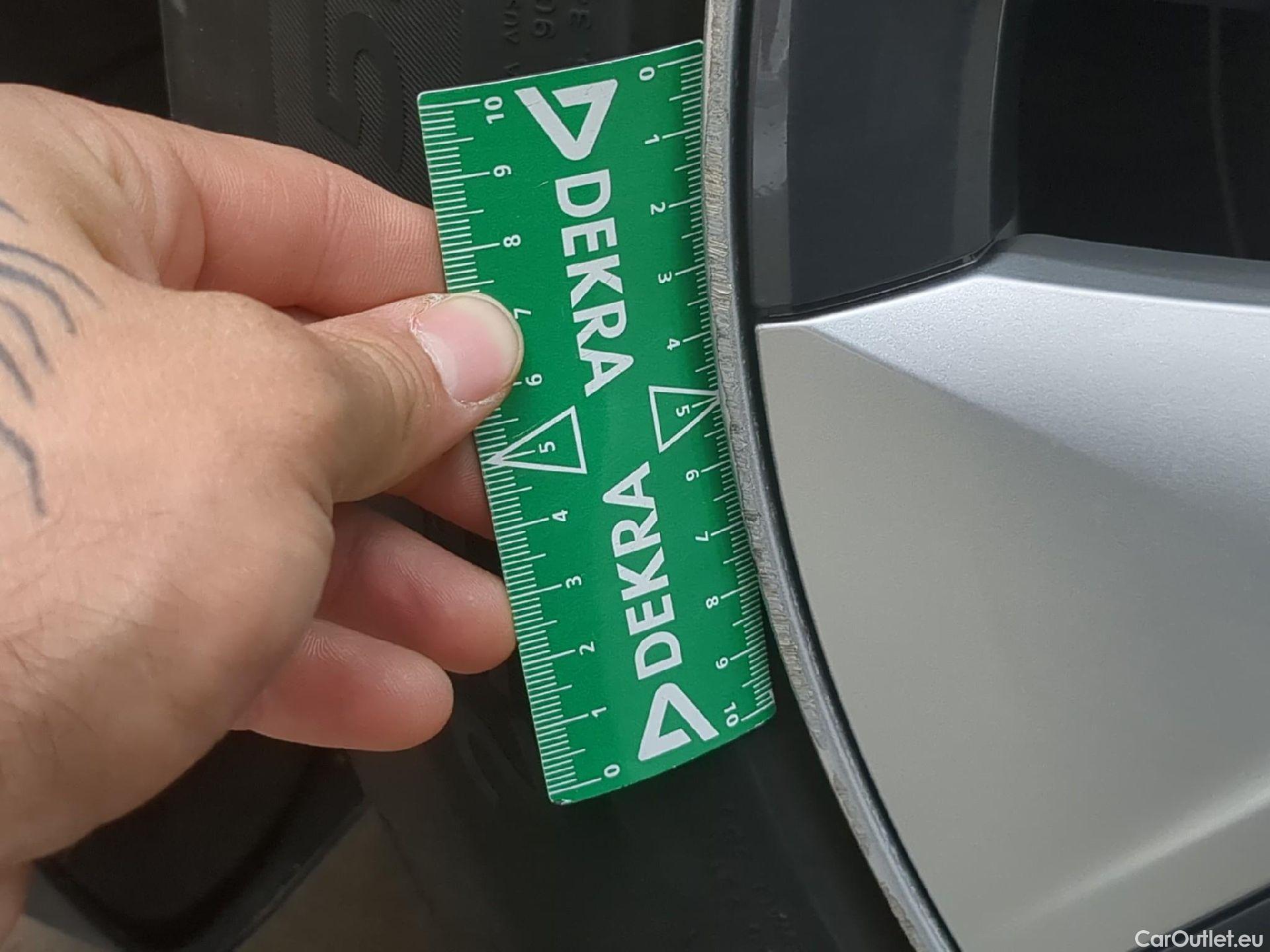 Tesla  Model Y TESLA  / 2021 / 5P / SUV RWD #3