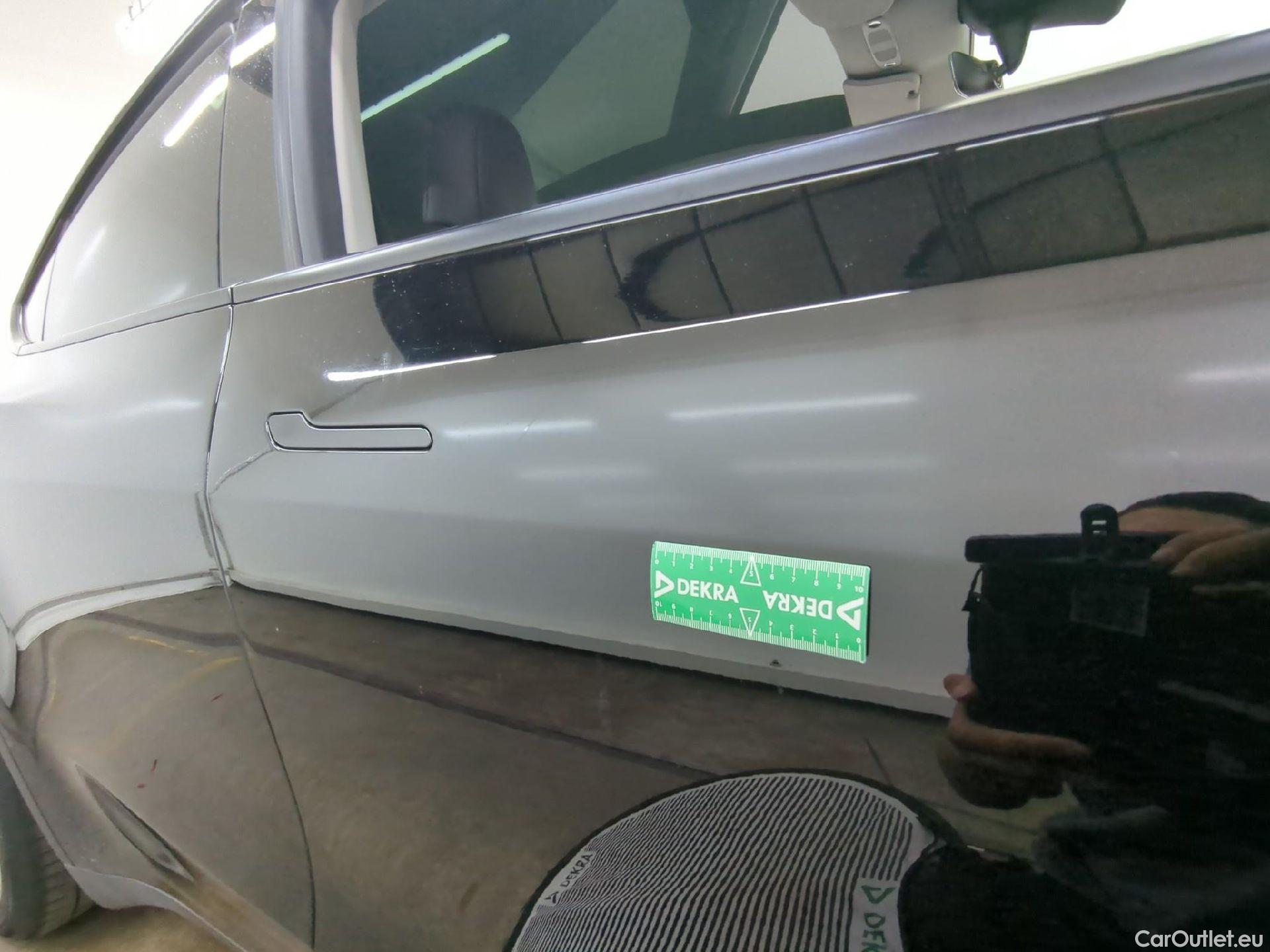  Tesla  Model Y TESLA  / 2021 / 5P / SUV RWD #19