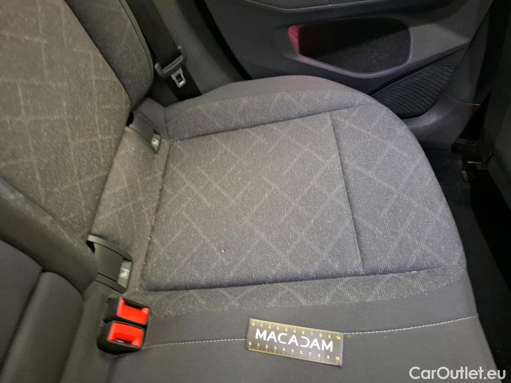  Volkswagen  Golf  VOLKSWAGEN / 2020 / 5P / Berline 2.0 TDI SCR 115 BVM6 Life Busi #5