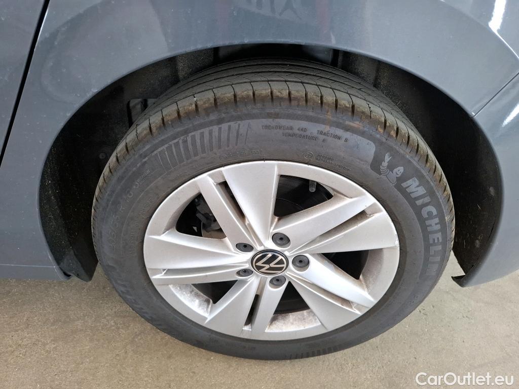  Volkswagen  Golf  VOLKSWAGEN / 2020 / 5P / Berline 2.0 TDI SCR 115 BVM6 Life Busi #21
