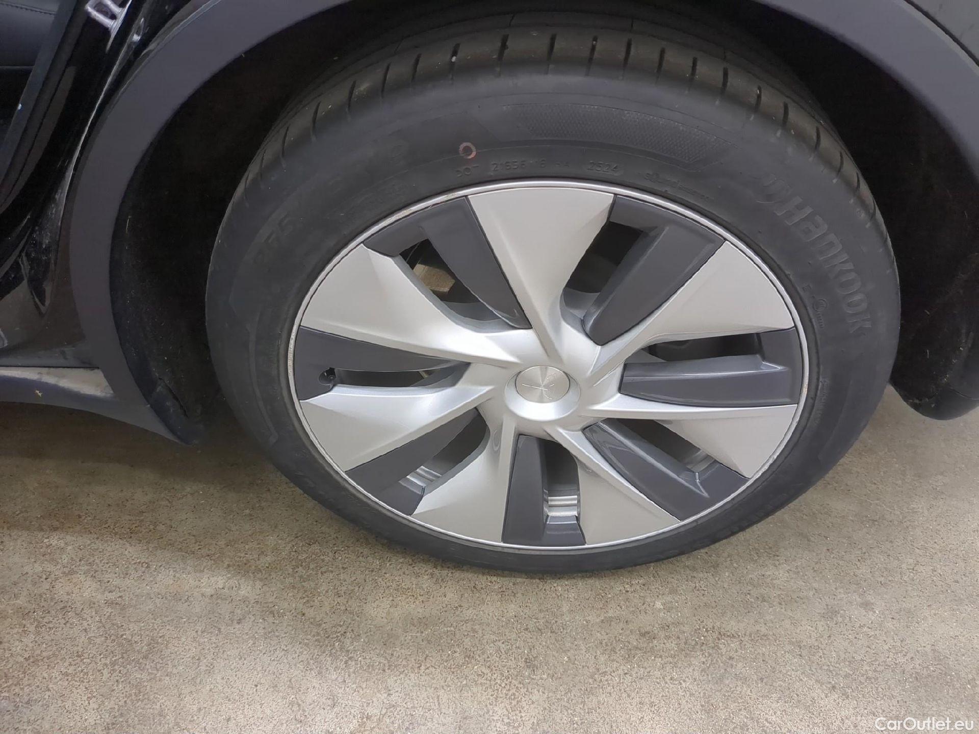  Tesla  Model Y TESLA  / 2021 / 5P / SUV RWD #4
