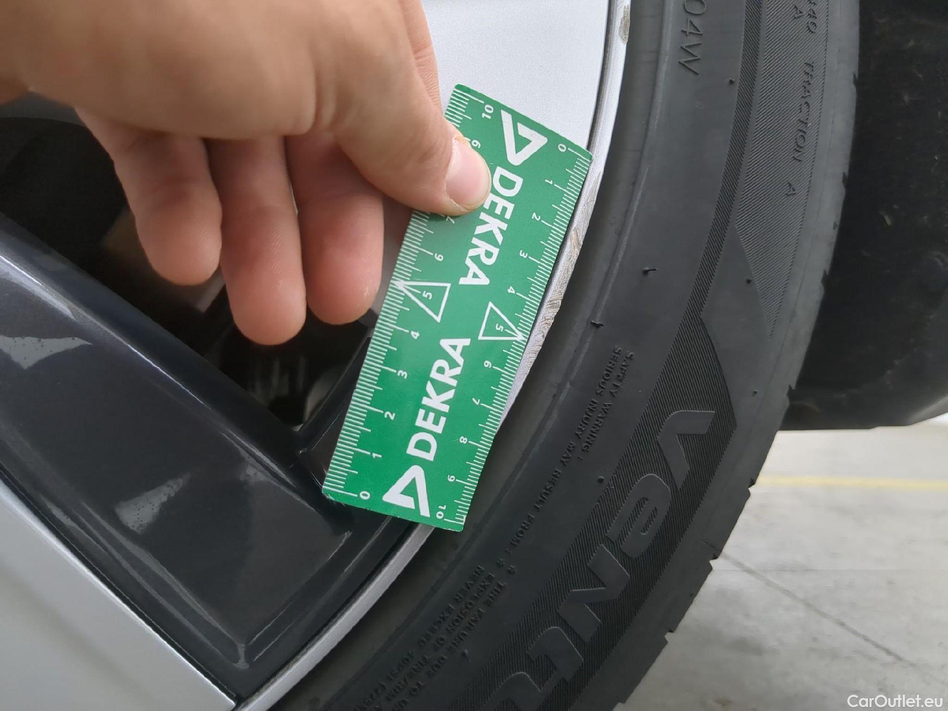  Tesla  Model Y TESLA  / 2021 / 5P / SUV RWD #7