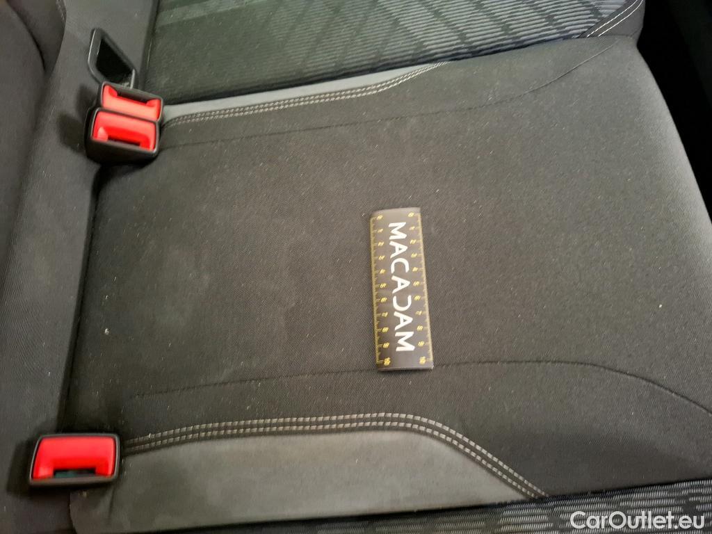  Volkswagen  Taigo  R-Line 1.0 TSI 110CV BVA7 E6d #7