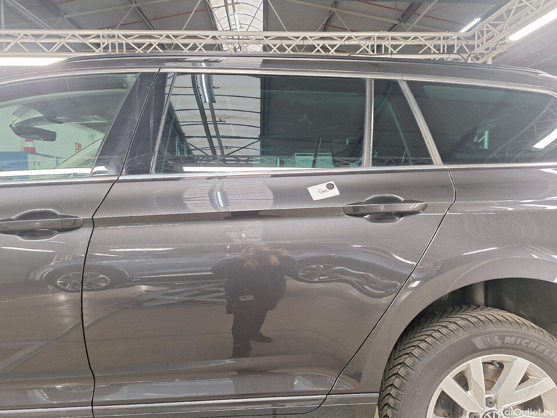  Volkswagen  Passat VW,  Variant FL'19, Volkswagen  Variant 2.0 TDI 90kW DSG Style B #37